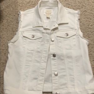 White demon frayed vest